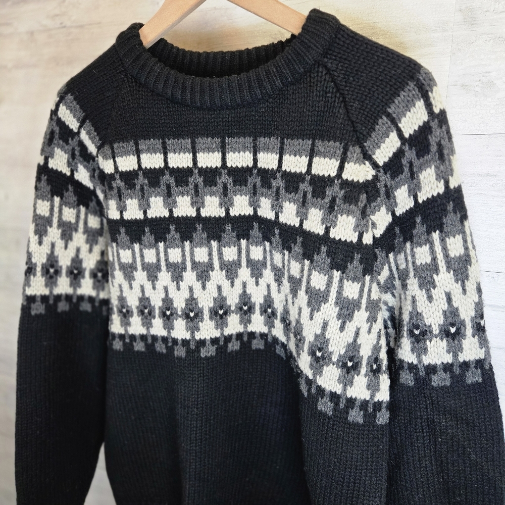 L.L. Bean Signature Lambs Wool Sweater